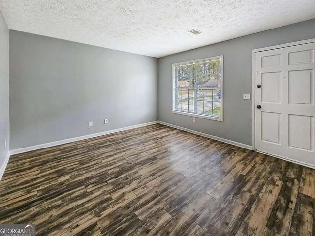 8327 Glenwoods Terrace, Riverdale, GA 30274