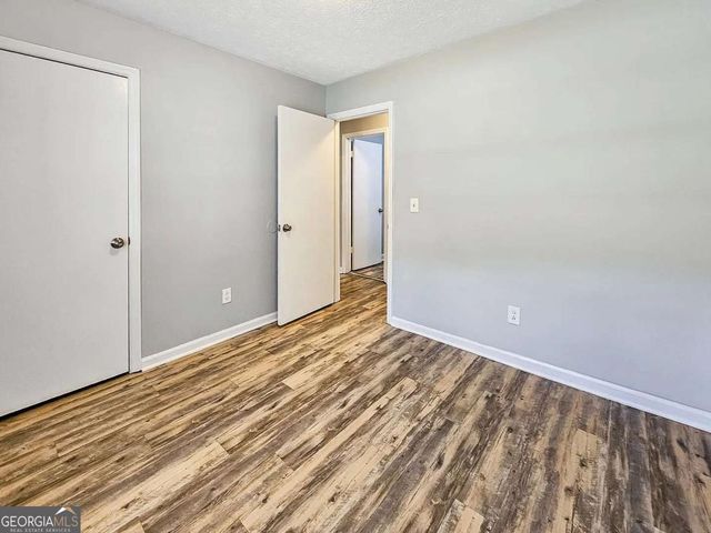 8327 Glenwoods Terrace, Riverdale, GA 30274