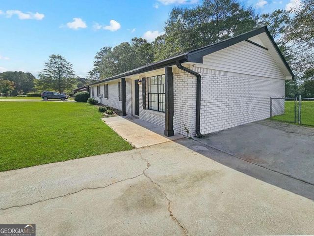 8327 Glenwoods Terrace, Riverdale, GA 30274