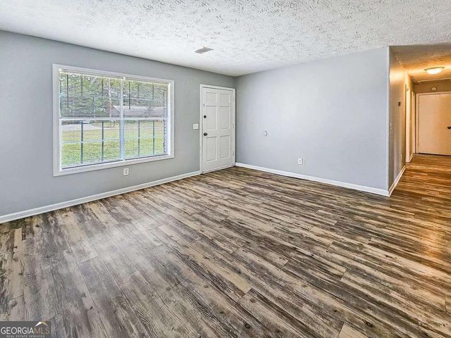 8327 Glenwoods Terrace, Riverdale, GA 30274