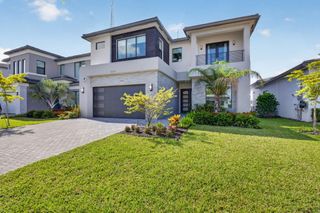 8270 Essex Country Club Drive, Boca Raton, FL 33434