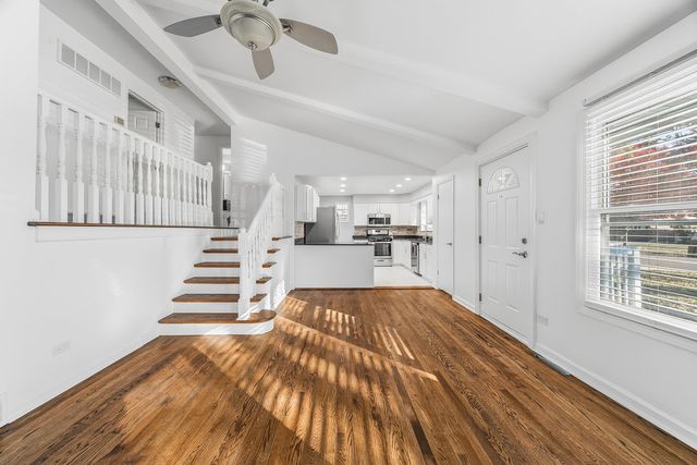 4024 W 106th Street, Oak Lawn, IL 60453