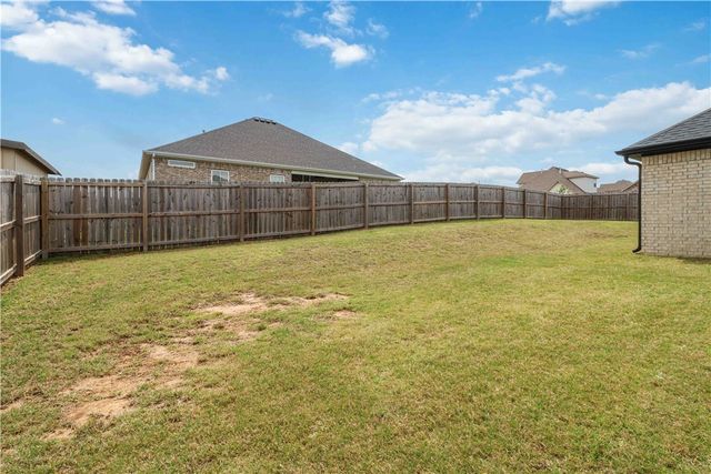6003 SW Peaceful Avenue, Bentonville, AR 72713