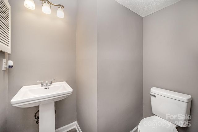 7420 Ginger Spice Lane, Charlotte, NC 28227