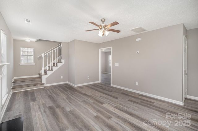 7420 Ginger Spice Lane, Charlotte, NC 28227