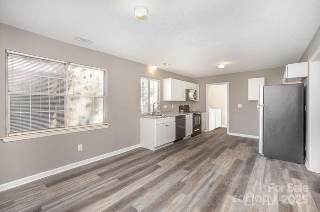 7420 Ginger Spice Lane, Charlotte, NC 28227