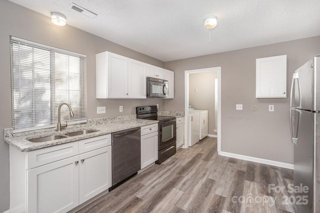 7420 Ginger Spice Lane, Charlotte, NC 28227