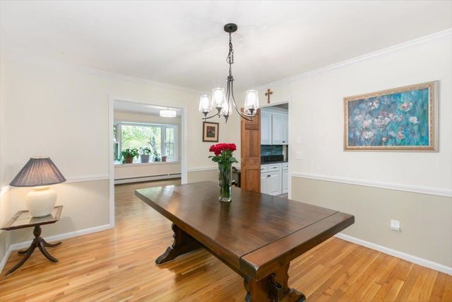 18 Winterberry Drive, Amherst, NH 03031