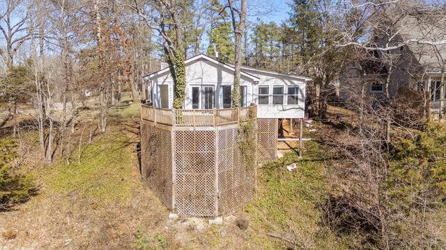 385 SALT LN, Savannah, TN 38372