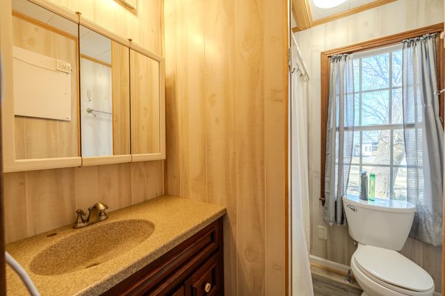 385 SALT LN, Savannah, TN 38372