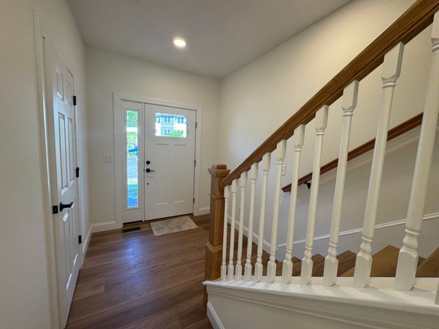 5A Dearborn Circle, Goffstown, NH 03045