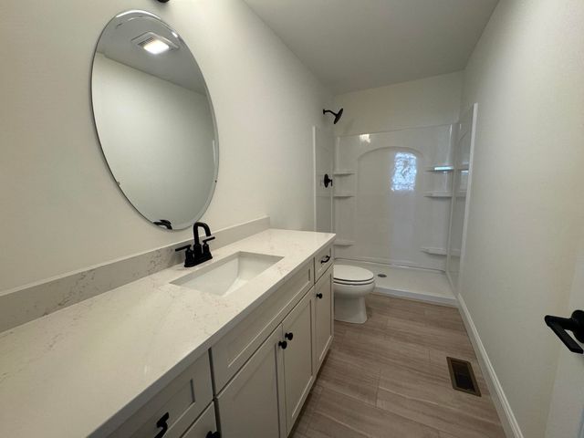 5A Dearborn Circle, Goffstown, NH 03045
