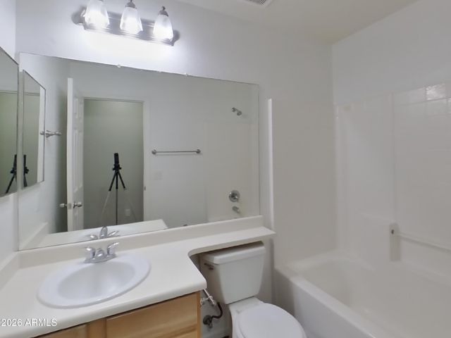 873 E GEONA Street, San Tan Valley, AZ 85140