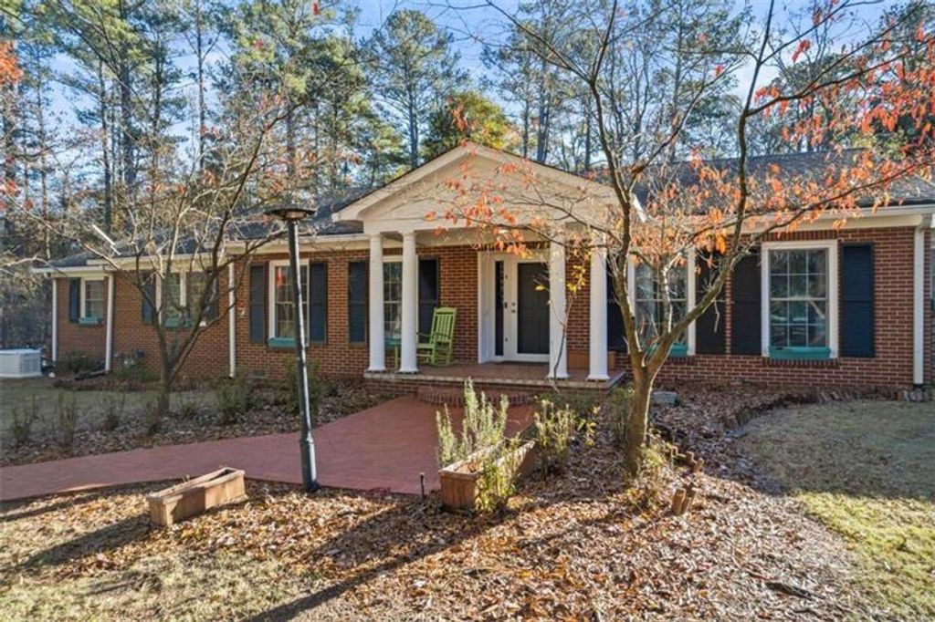 200 McGuirts Bridge Road, Covington, GA 30014