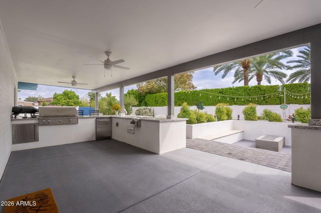 8614 E CLARENDON Avenue, Scottsdale, AZ 85251