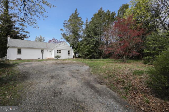 795 S WEST AVENUE, Vineland, NJ 08360