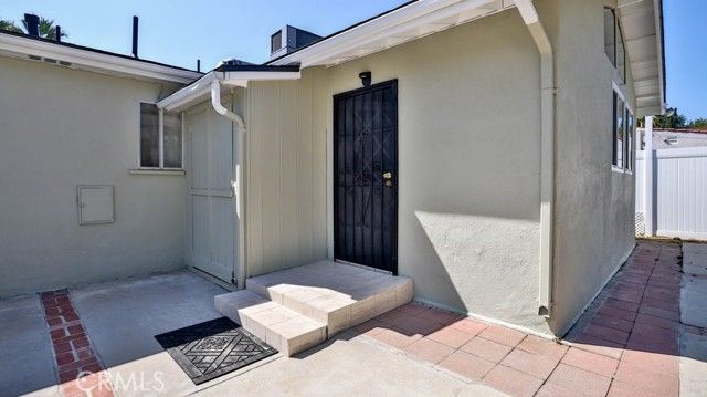 15841 Marlin Place, Van Nuys (los Angeles), CA 91406