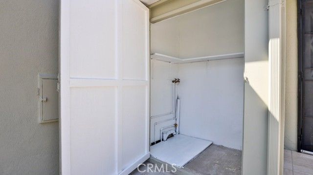 15841 Marlin Place, Van Nuys (los Angeles), CA 91406