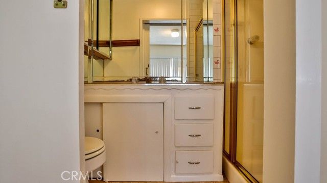 15841 Marlin Place, Van Nuys (los Angeles), CA 91406