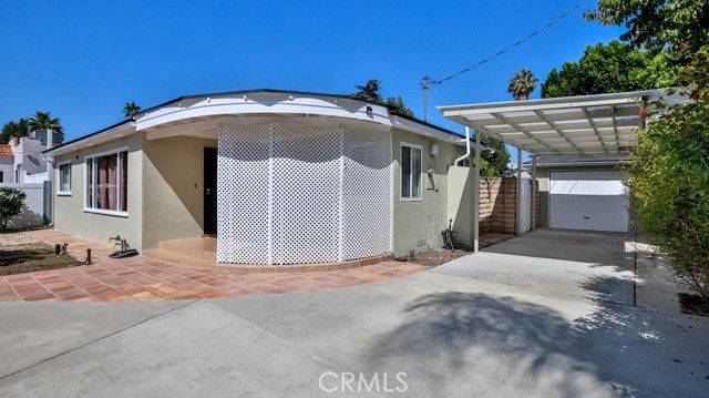 15841 Marlin Place, Van Nuys (los Angeles), CA 91406
