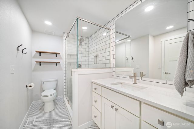 3246 Eastland Circle SE, Olympia, WA 98501