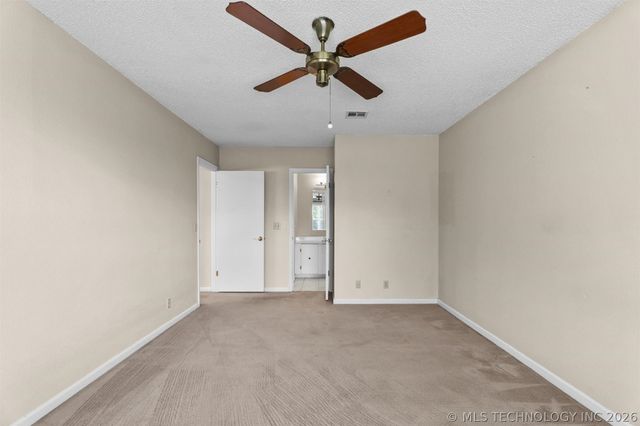 3240 Jefferson Court, Bartlesville, OK 74006