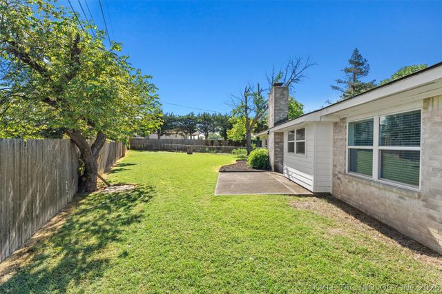 3240 Jefferson Court, Bartlesville, OK 74006