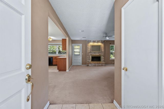 3240 Jefferson Court, Bartlesville, OK 74006
