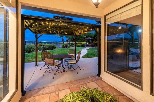 2309 Carriage Circle, Oceanside, CA 92056