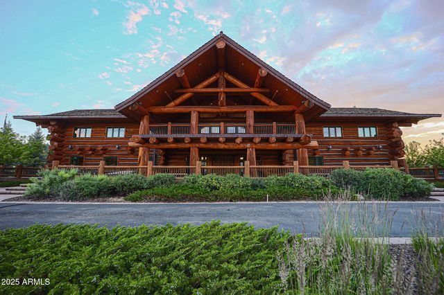 95 E FOXBORO Road 11, Munds Park, AZ 86017