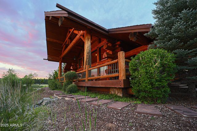 95 E FOXBORO Road 11, Munds Park, AZ 86017