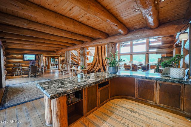 95 E FOXBORO Road 11, Munds Park, AZ 86017