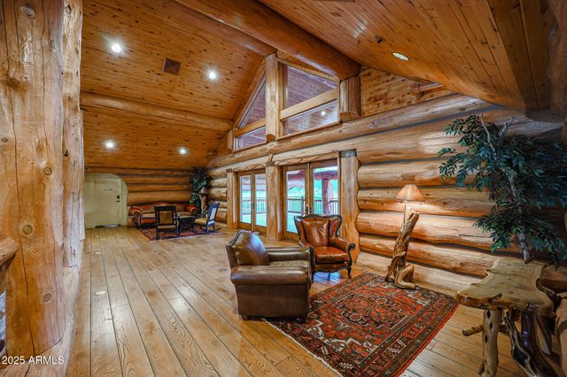 95 E FOXBORO Road 11, Munds Park, AZ 86017