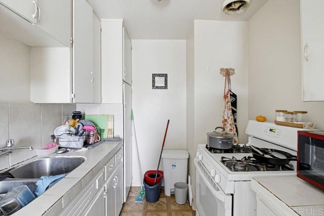 210 212 Del Mar Avenue, Chula Vista, CA 91910