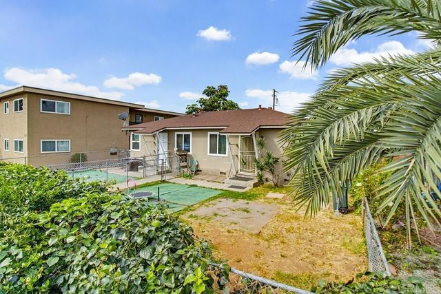 210 212 Del Mar Avenue, Chula Vista, CA 91910