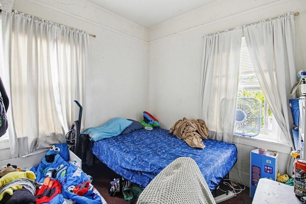 Image 27 of property listing at 210 212 Del Mar Avenue, Chula Vista, CA 91910