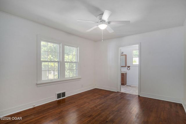 1741 E Elm Street, Springfield, MO 65802