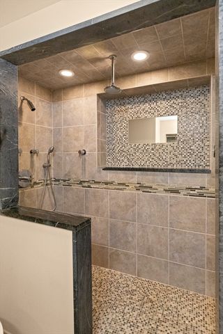 43 Front St 43, Beverly, MA 01915