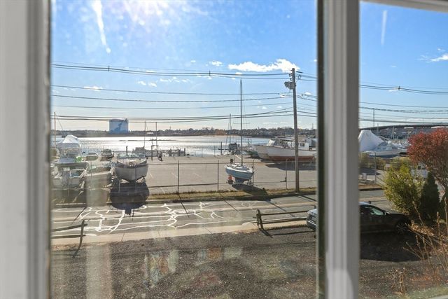 43 Front St 43, Beverly, MA 01915