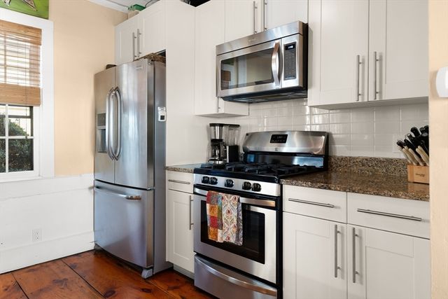 43 Front St 43, Beverly, MA 01915