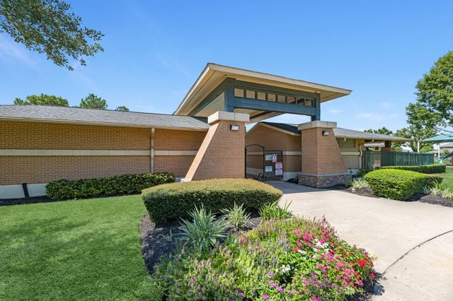 4963 Valley White Oak Lane, Houston, TX 77084