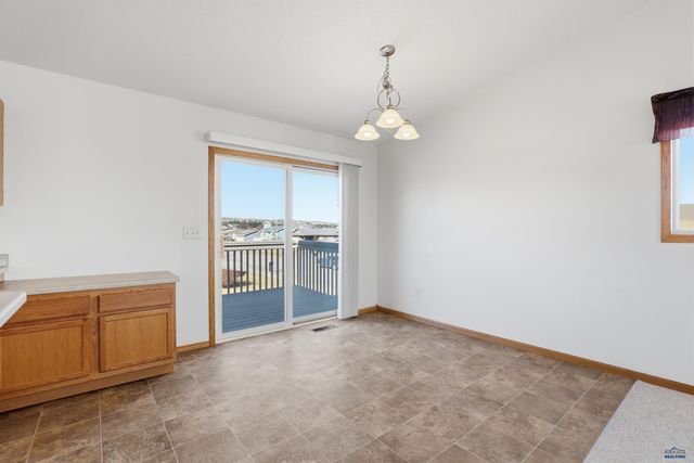 4523 THREE RIVERS DR, Rapid City, SD 57701