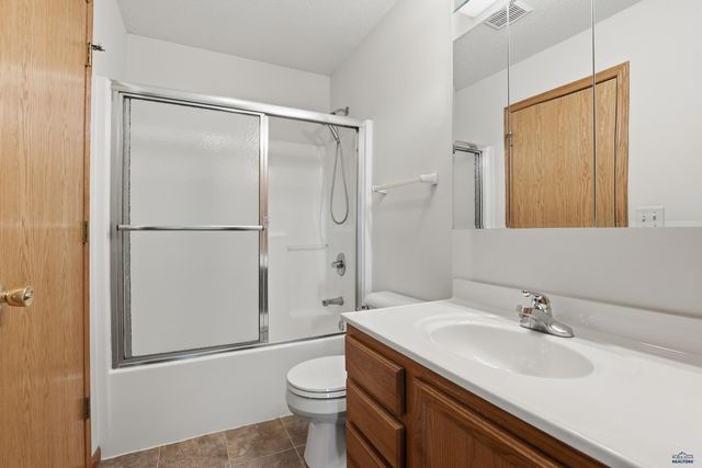 4523 THREE RIVERS DR, Rapid City, SD 57701