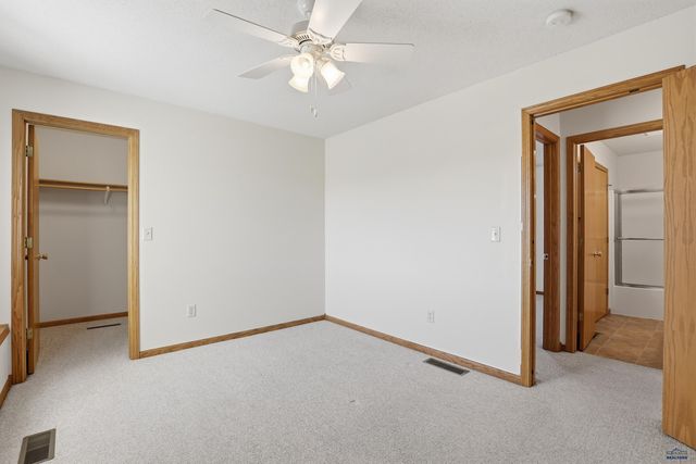 4523 THREE RIVERS DR, Rapid City, SD 57701