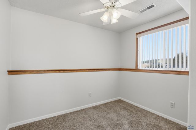 4523 THREE RIVERS DR, Rapid City, SD 57701