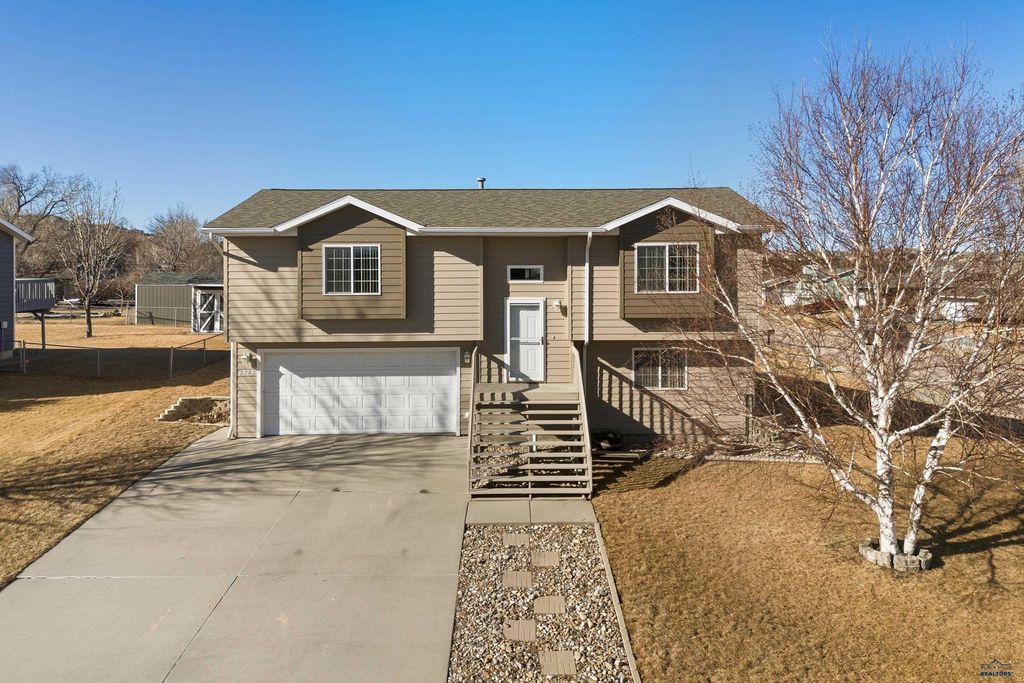 4523 THREE RIVERS DR, Rapid City, SD 57701