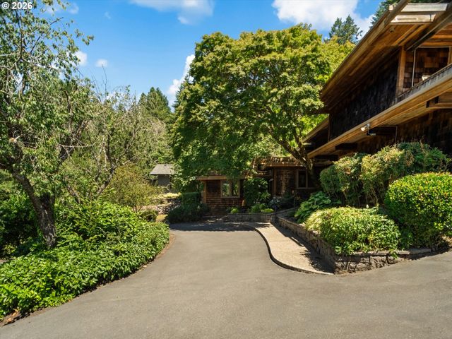 3012 Sw 55TH Dr, Portland, OR 97221
