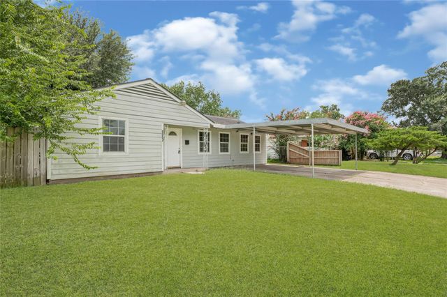 2210 Marshall Street, Pasadena, TX 77506