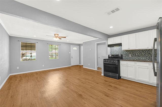 2210 Marshall Street, Pasadena, TX 77506