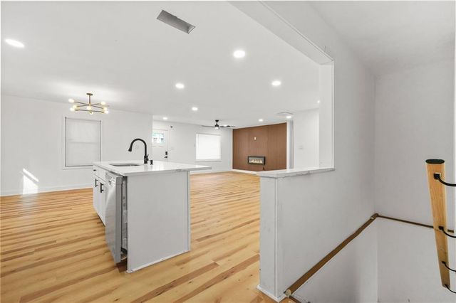 766 Pegg SW Road, Atlanta, GA 30315